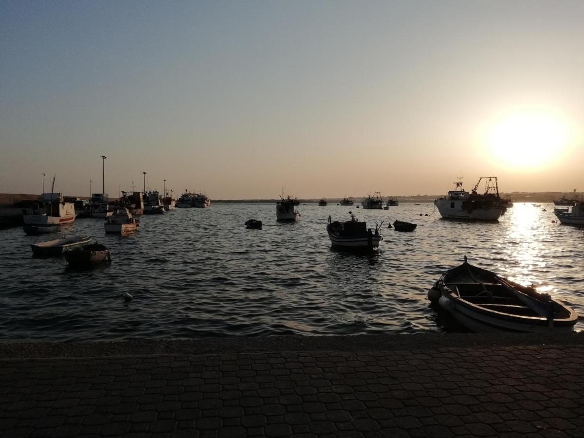 La Trinacria Di Capo Passero Portopalo Di Capo Passero Exterior foto