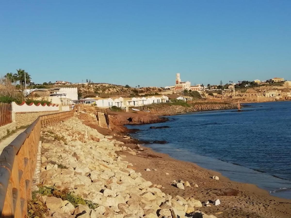 La Trinacria Di Capo Passero Portopalo Di Capo Passero Exterior foto